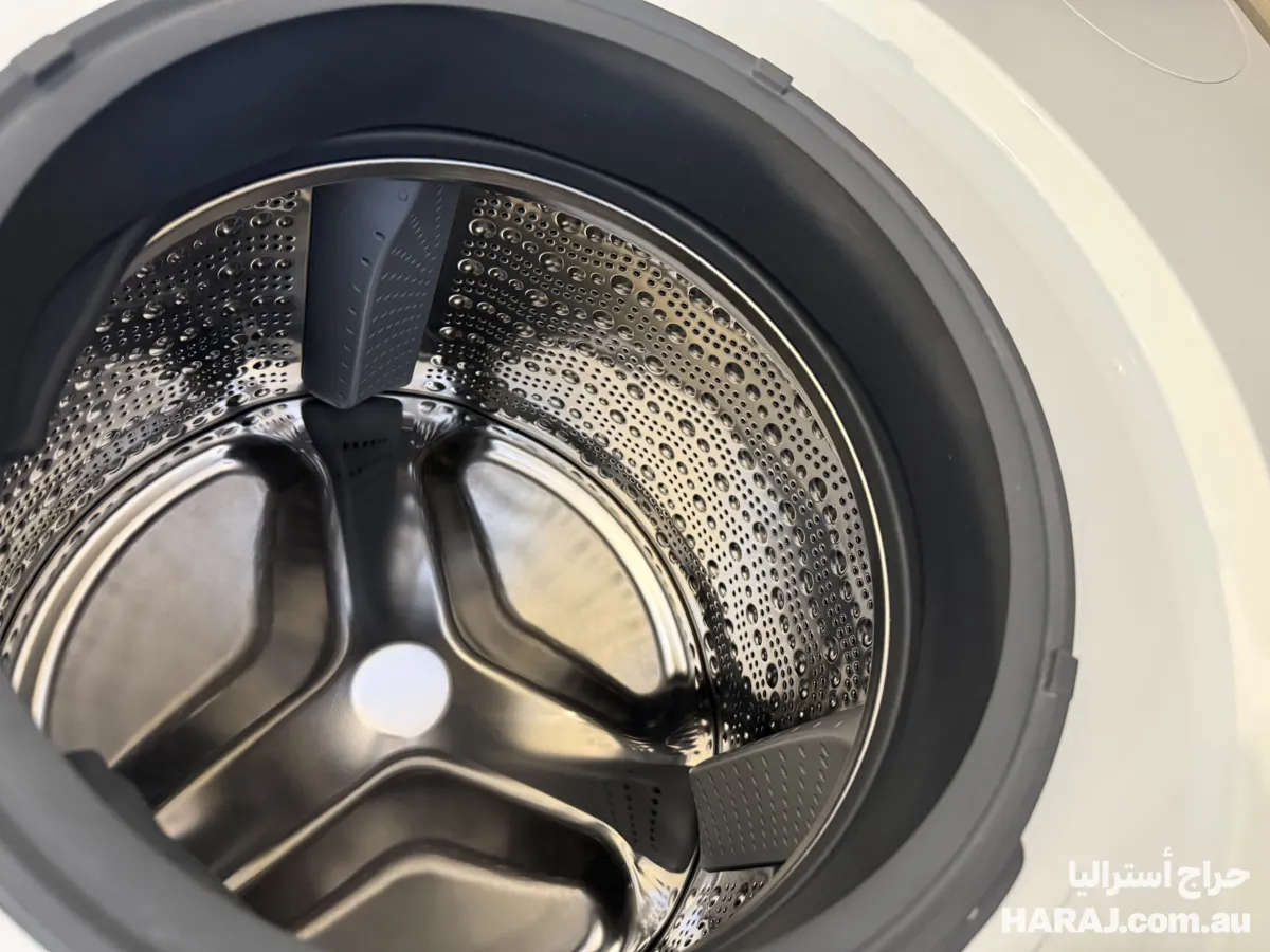 غسالة BOSCH series 6 9kg عليها ضمان سنتين متبقي فيه 9 شهور